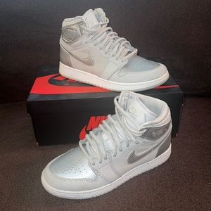 Jordan 1 Retro High CO Japan Neutral Grey (GS)